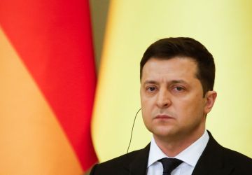 "Devemos alcançar a paz pela força", diz Zelenskyy no 3º ano em guerra