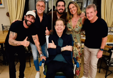 Faustão reaparece em foto rara após transplante!