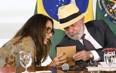 Mudança na Secom: Brunna e a Demissão de Sidônio Palmeira