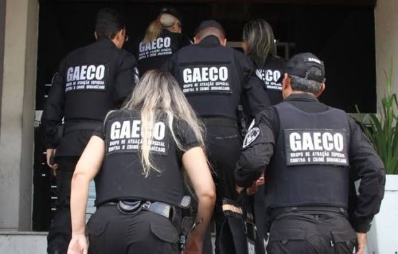 O Gaeco está investigando 22 políticos por possíveis vínculos com facções criminosas.